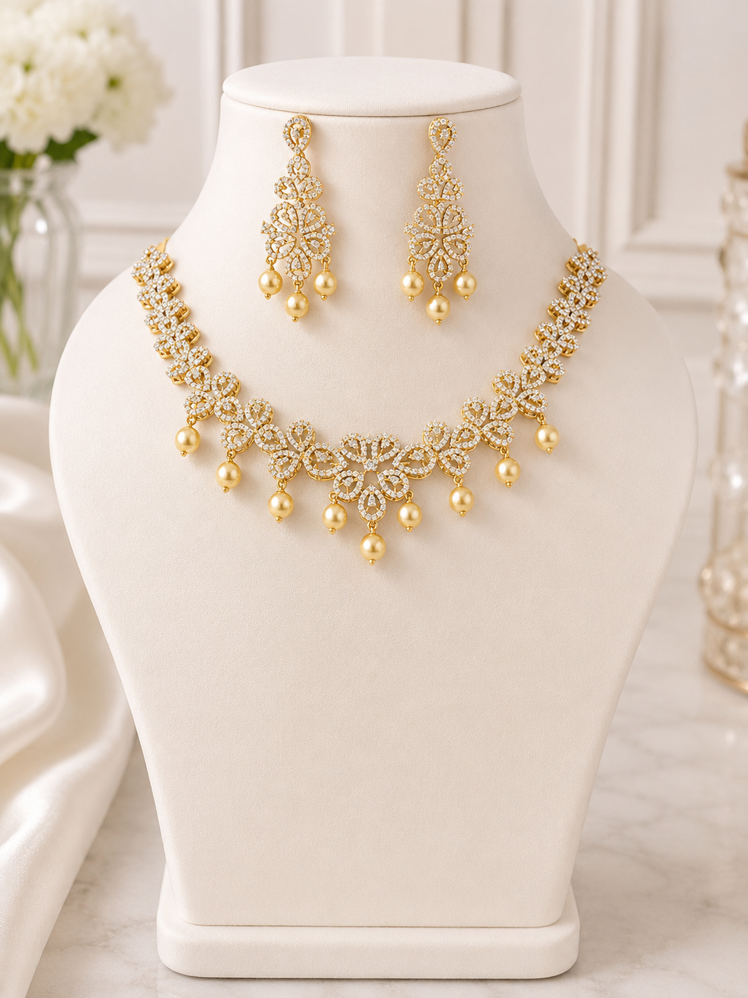 Floral Pearl Necklace Set