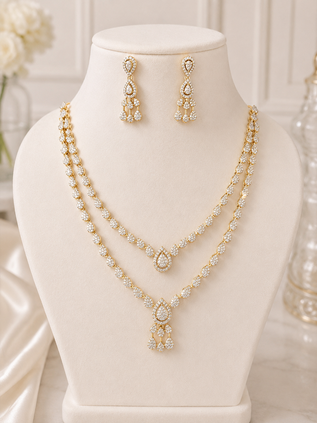 Royal Teardrop Necklace Set