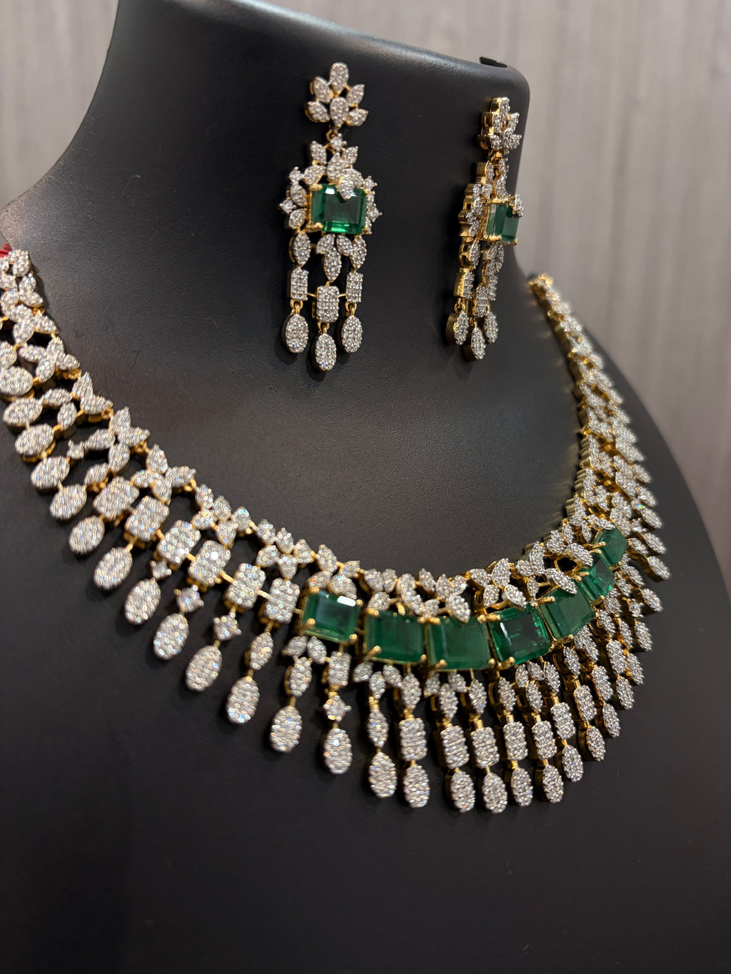 Imperial Green Necklace Set