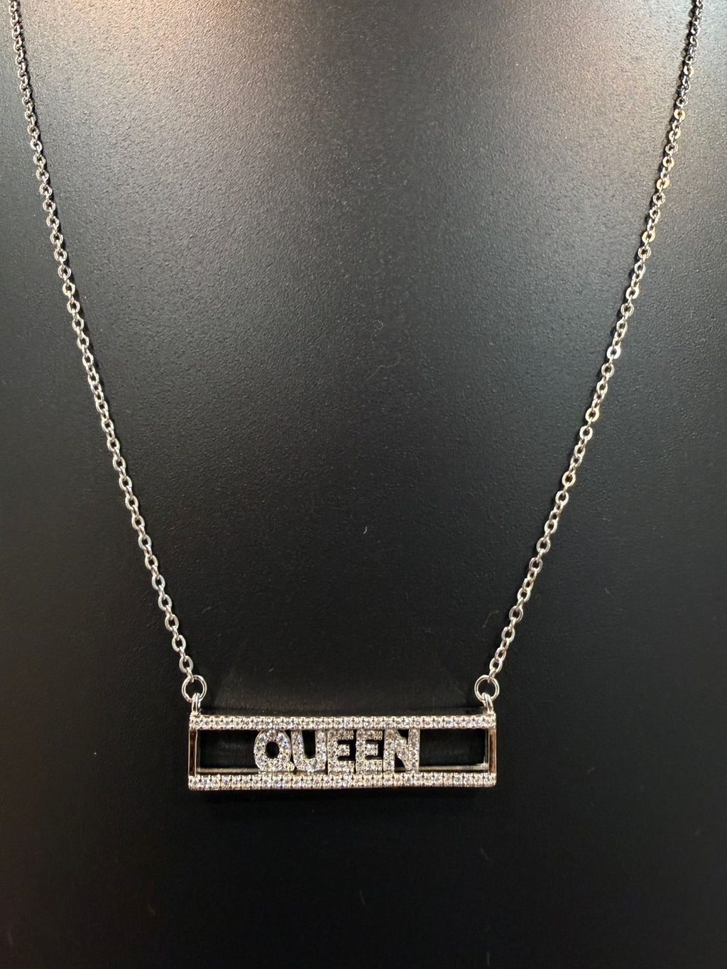 Queen Necklace