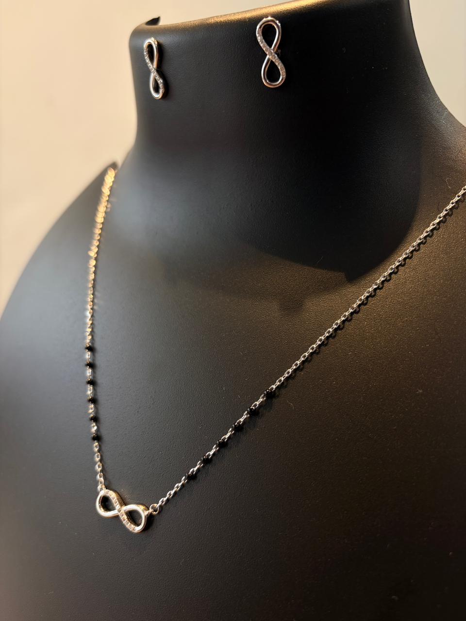 Infintiy Mangalsutra Set