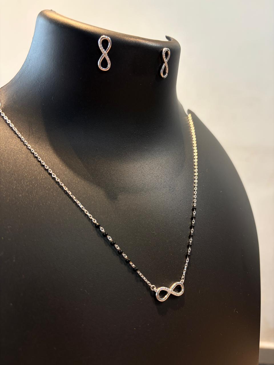 Infintiy Mangalsutra Set