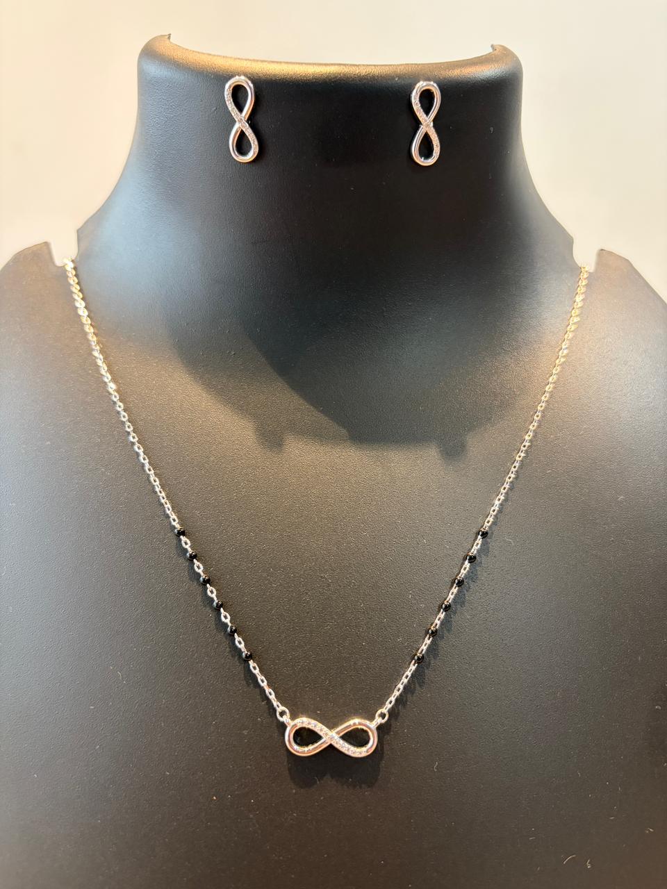 Infintiy Mangalsutra Set