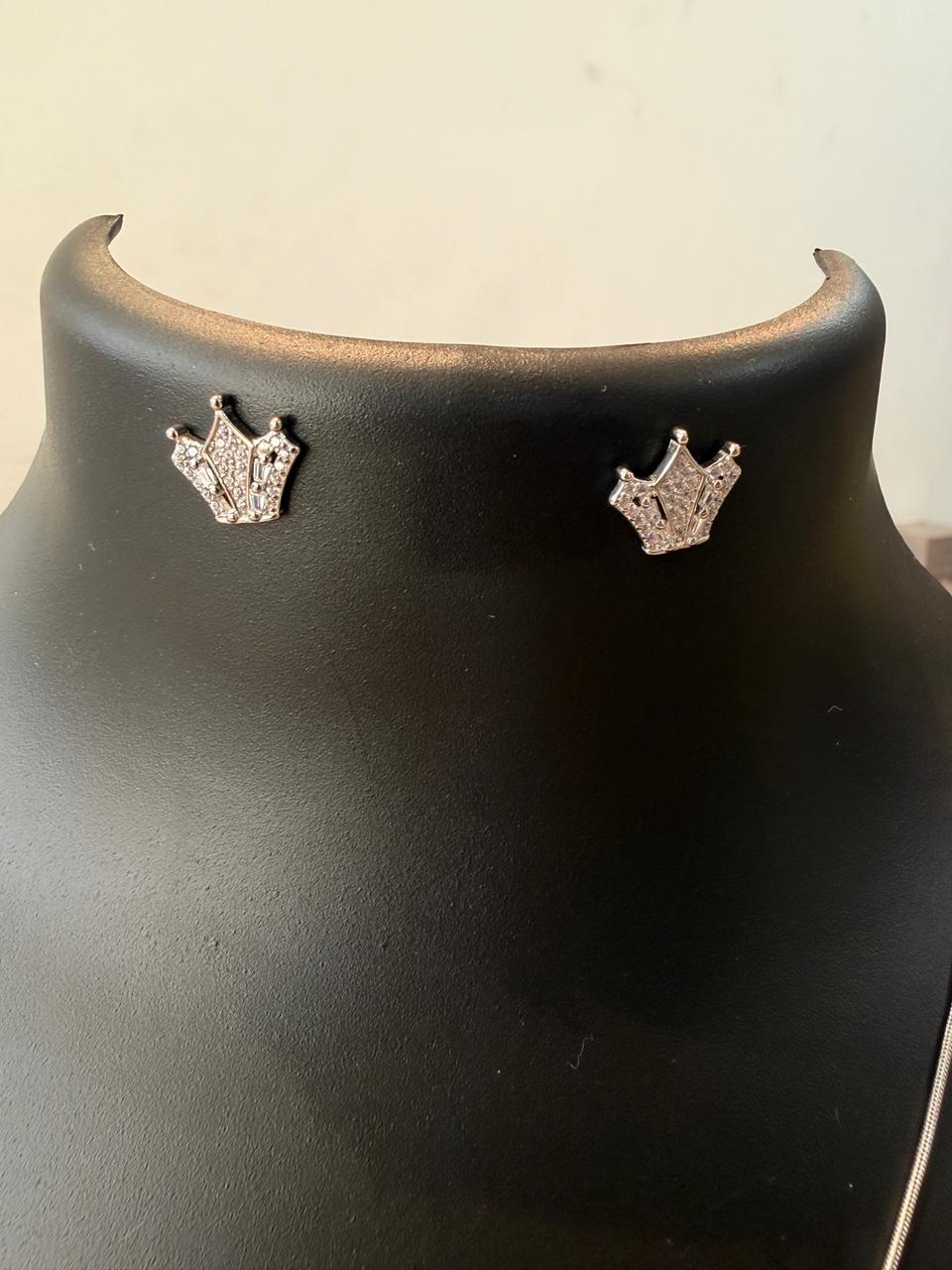 Stella Crown Necklace Set
